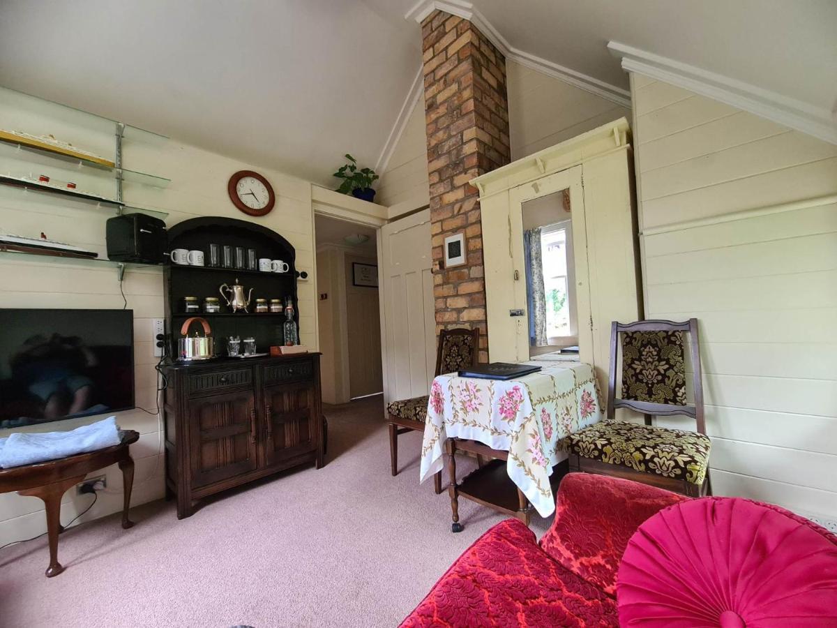 Dovecote House Bed & Breakfast Auckland Eksteriør bilde